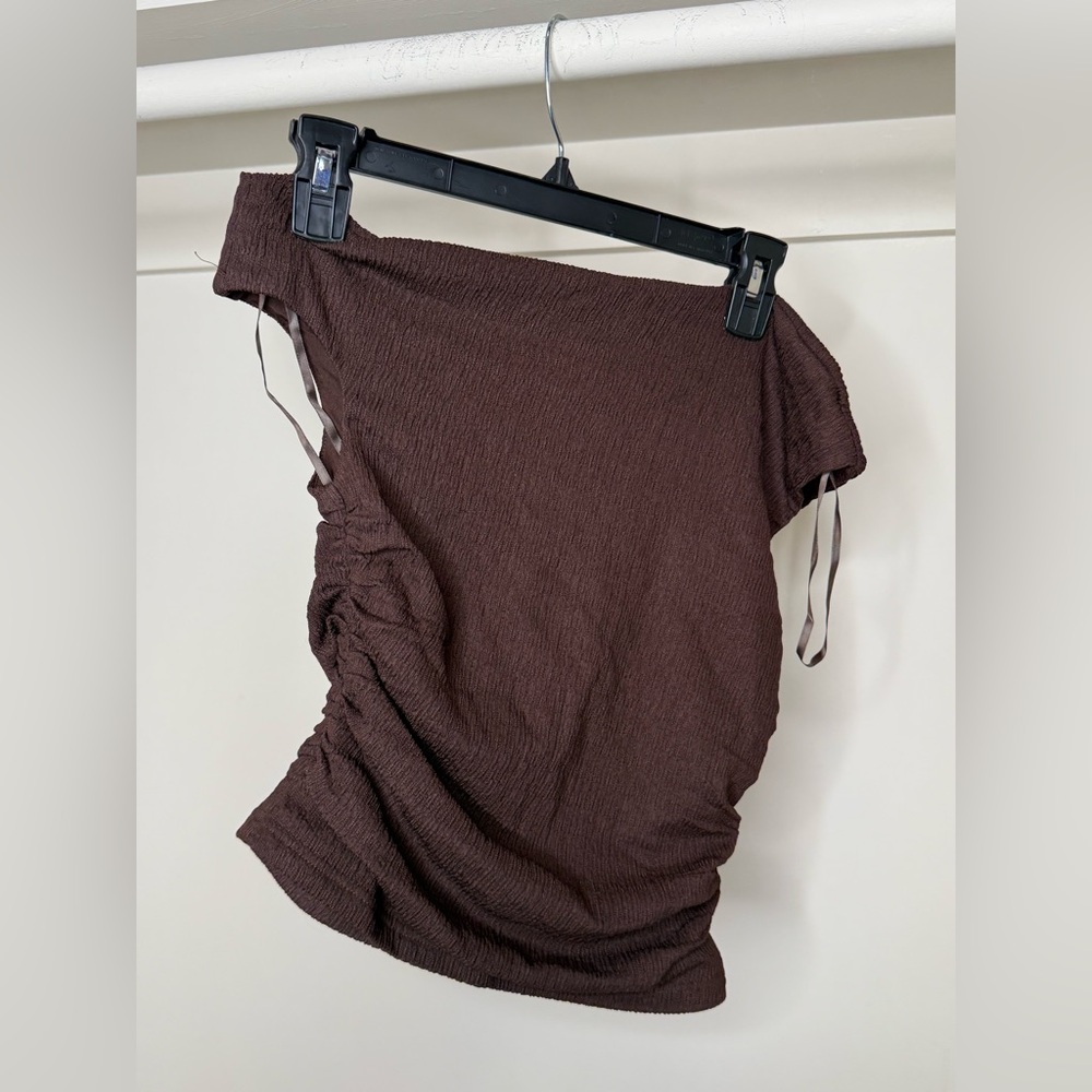 White Fox Boutique Chocolate Ruched Top